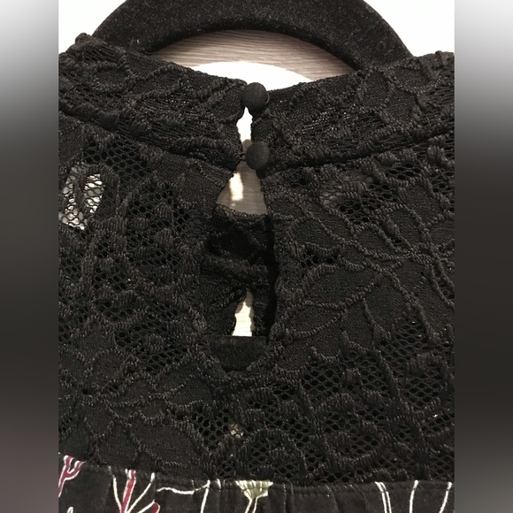 Womens Style & Company Floral &Lace top - Picture 3 of 5